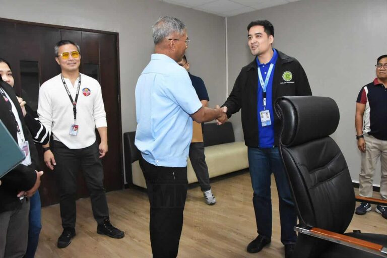 Torre nag courtesy kay Mayor Vico