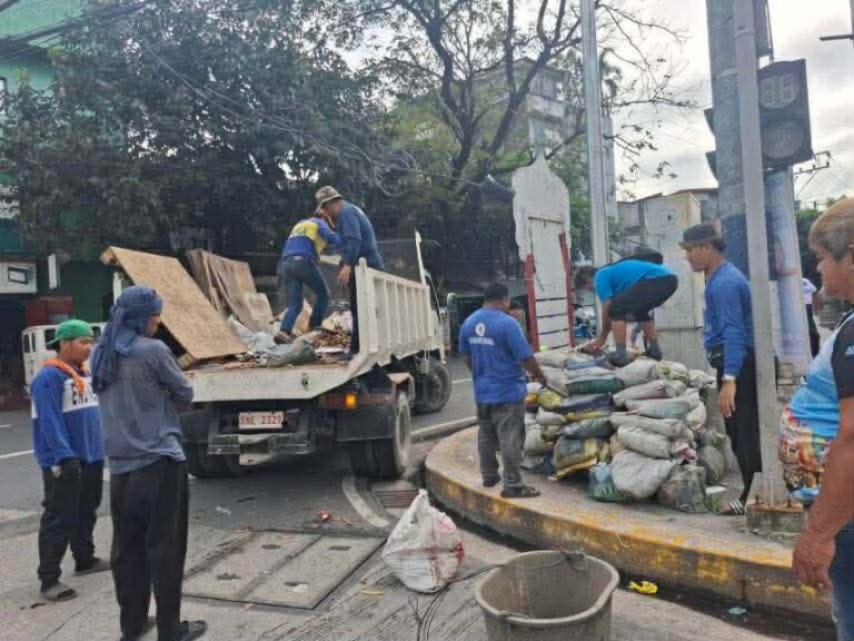 Manila LGU’s at DPWH nagsagawa ng declogging sa mga laging binabaha lugar