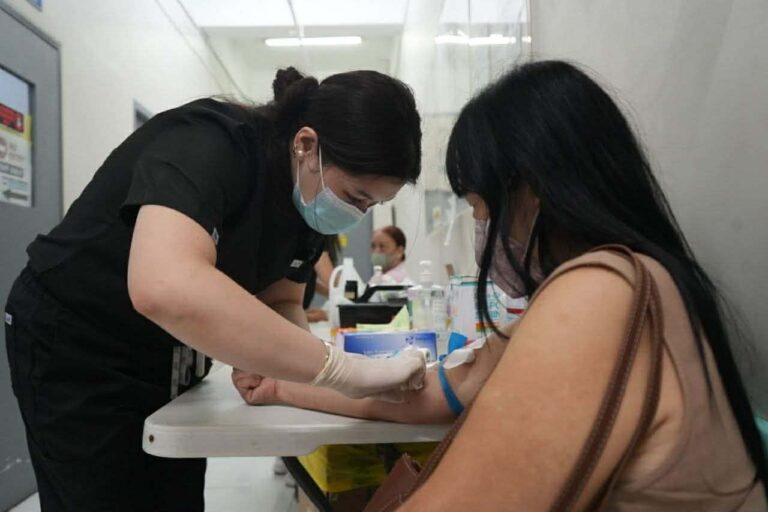 Caloocan City conduct free medical treatment