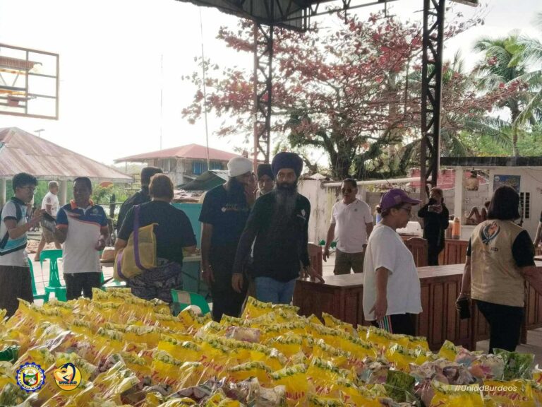 Bigas at Solar panel ayuda sa mga taga Burdeos.