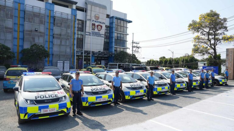 8 Electric mobile Patrol Muntinlupa  Police na turn over na.